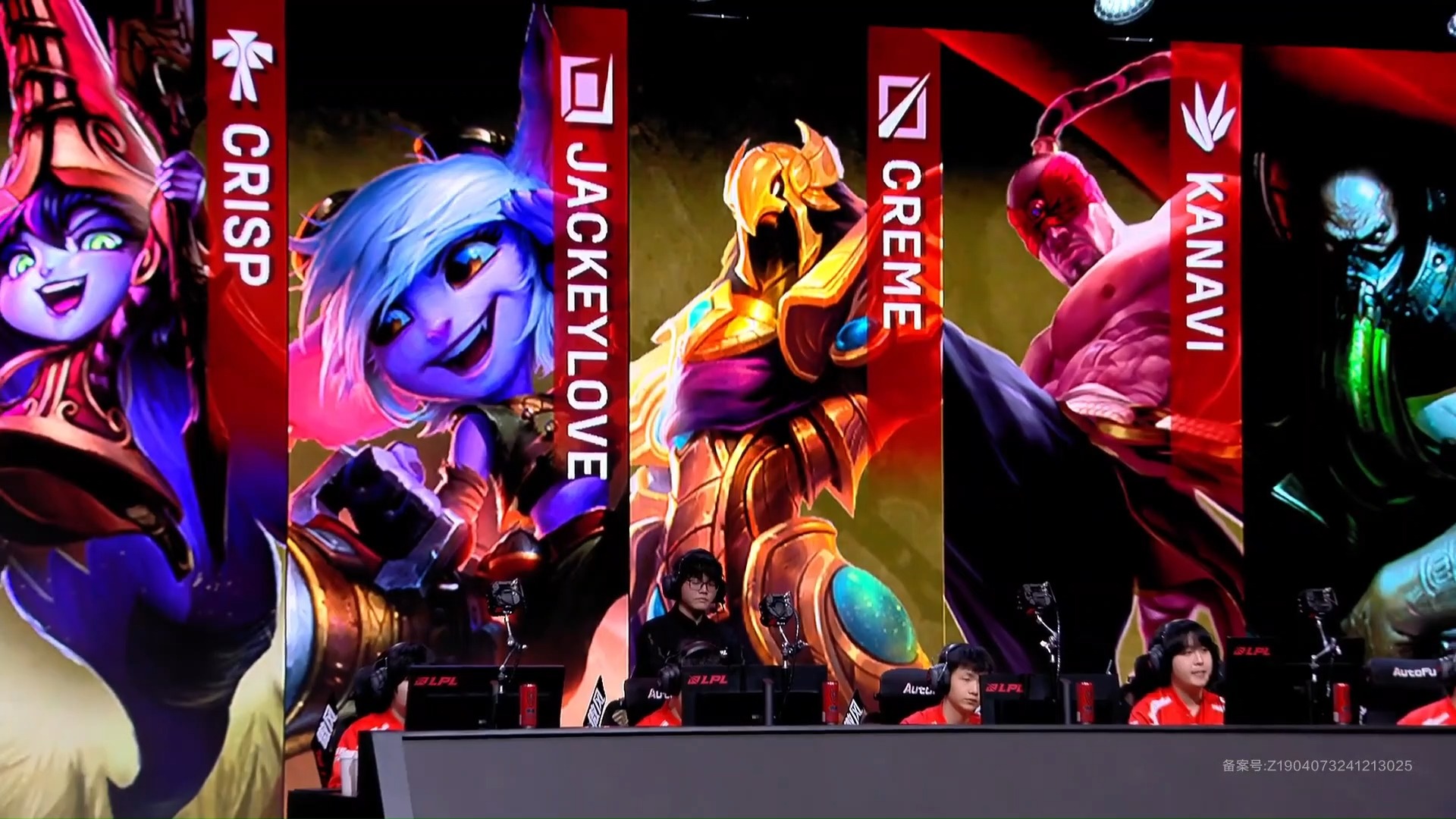 开云体育入口-CLG险胜DFM，Knight团战一打五峡谷大战入围赛，成为赛场最大亮点的简单介绍