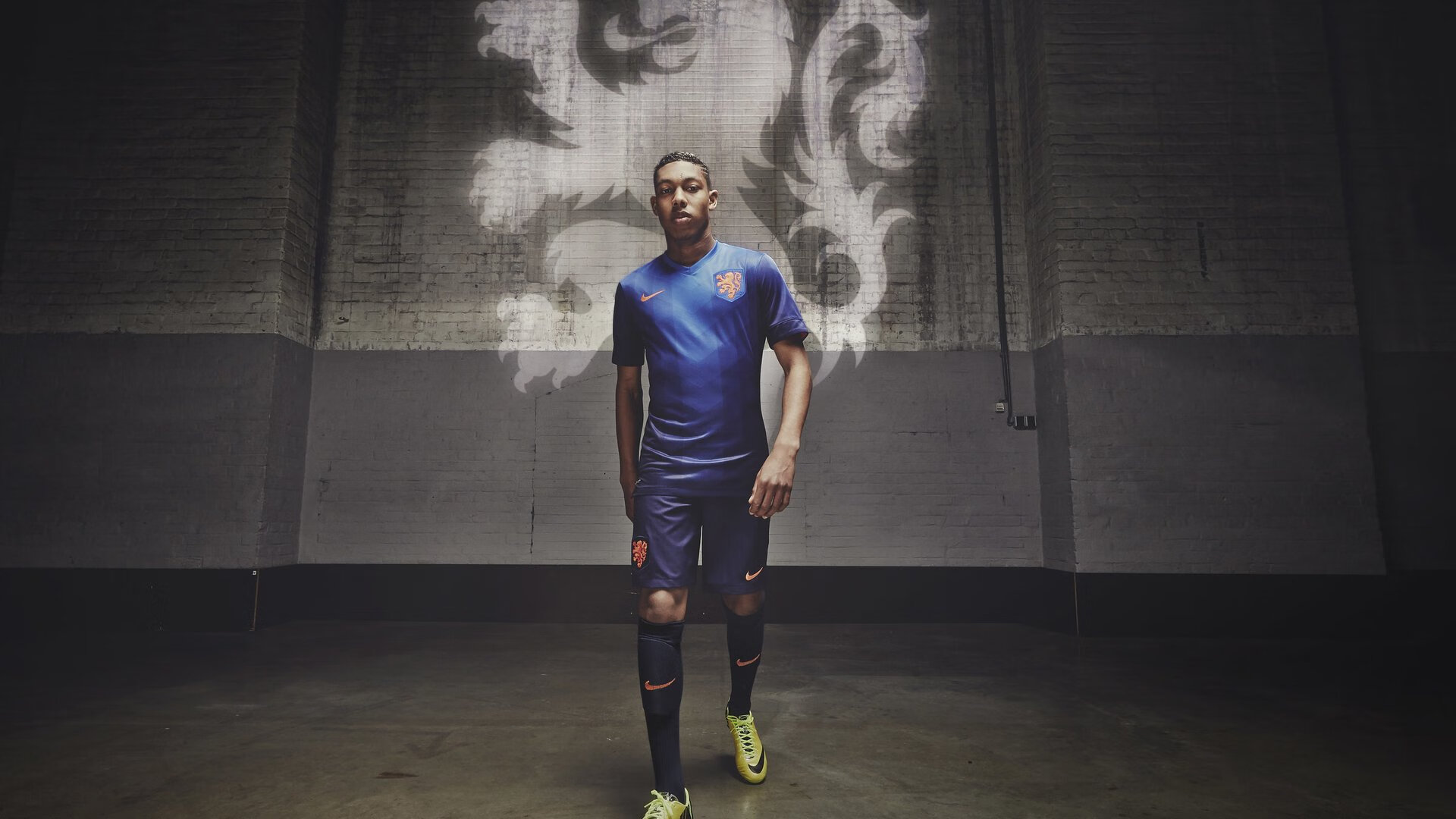 基米希一锤定音，皇家社会连续得分压制曼联，欧冠格局悄然生变