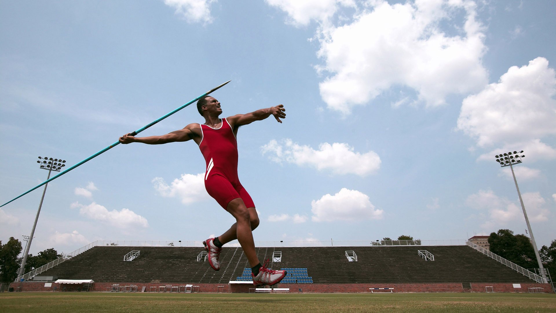 马琳点燃赛场，泰国队上演逆转奇迹—亚洲杯小组赛的冰与火之歌